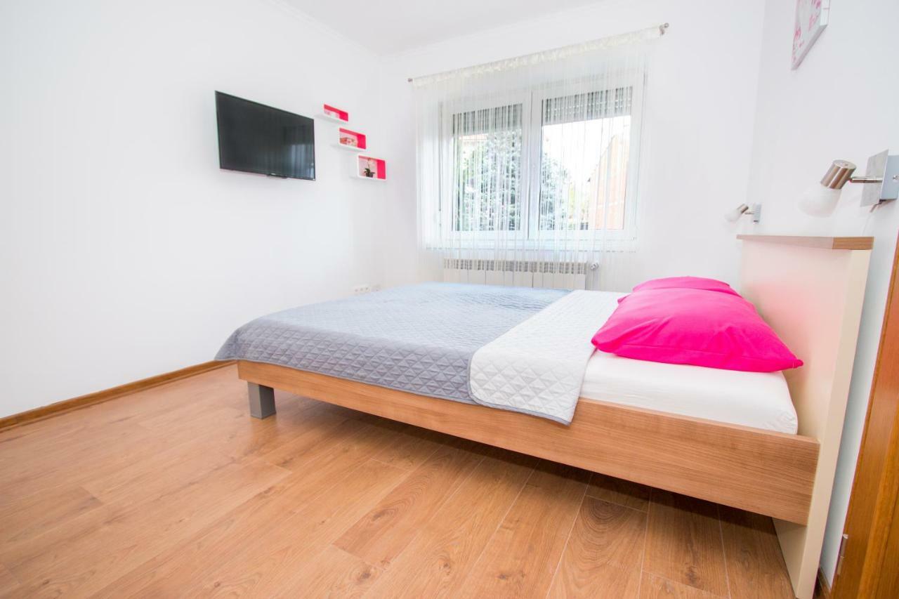 Nada Apartment Karlovac Exterior photo